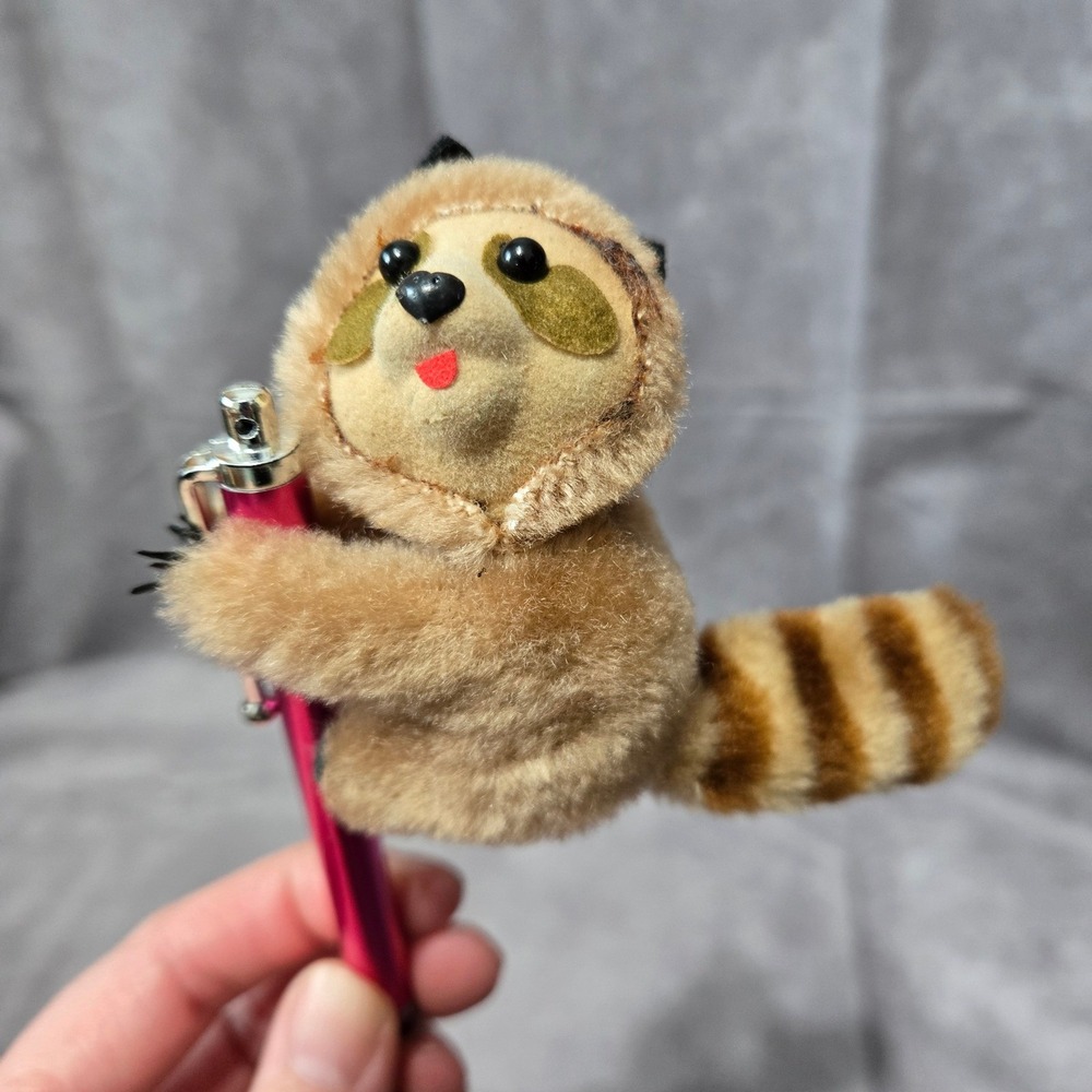 Vintage Plush Clip Raccoon On Pencil Hugger Grabber 80s‎